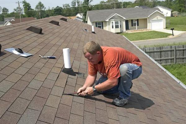 Professional Roof Repair Specialists for Residential and Commercial Roofs