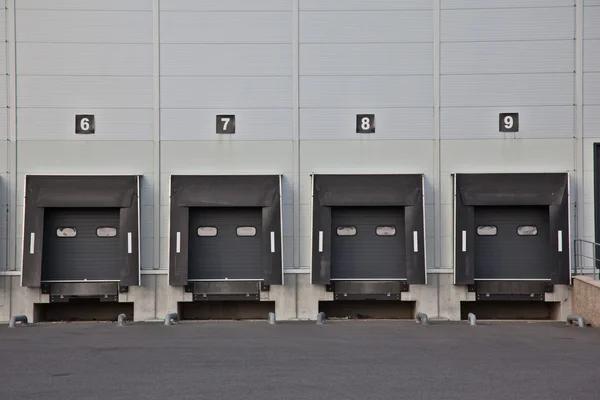 A Guide to Toronto Area Shipments and Cross-Border LTL Preparation